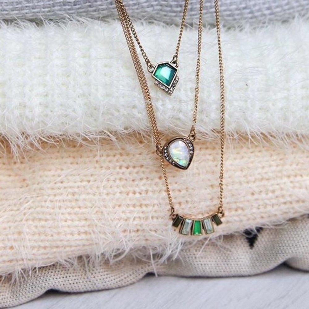 Delicate Tripe Layer Emerald Necklace